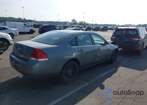 2008 Chevrolet Impala Police z USA, uszkodzony, nr VIN 2G1WS553X81366660